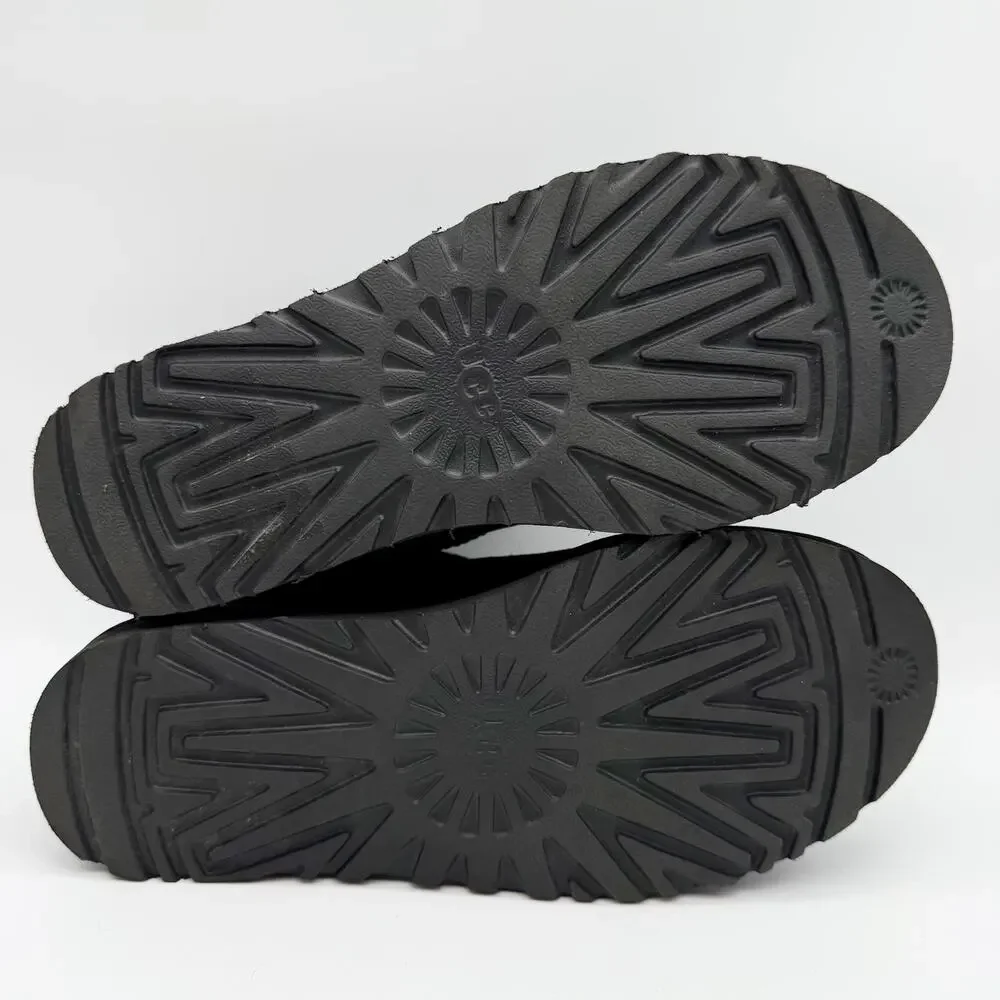 UGG womens classic